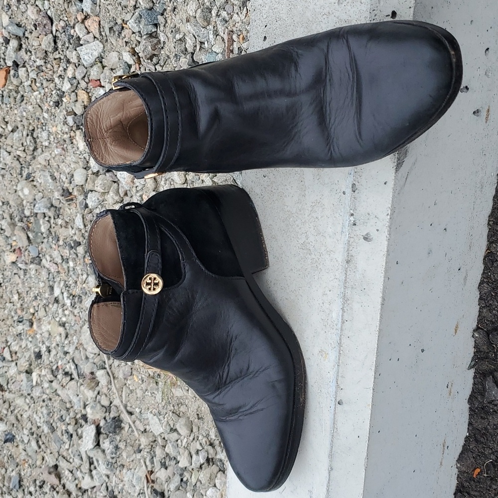 Tory Burch Black Leather Ankle Booties